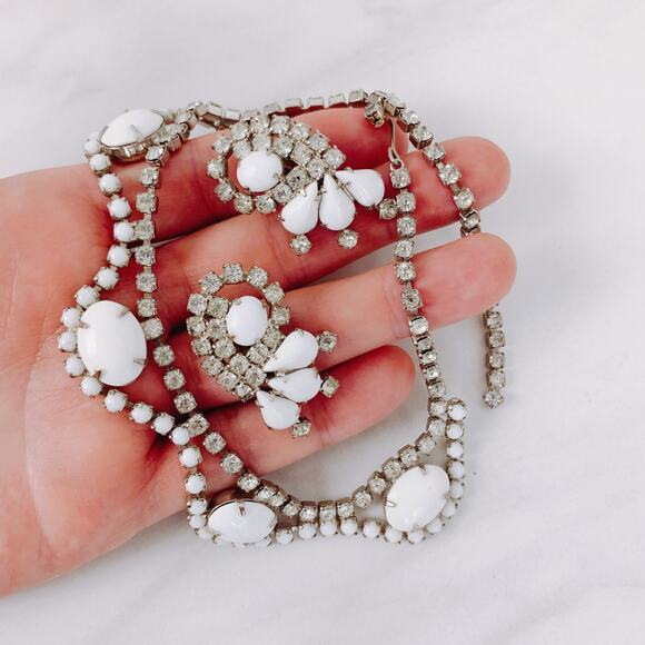 Vintage Mid Century Milk Glass Rhinestone Necklace Earring Set 1950s Jewelry - Picture 4 of 16